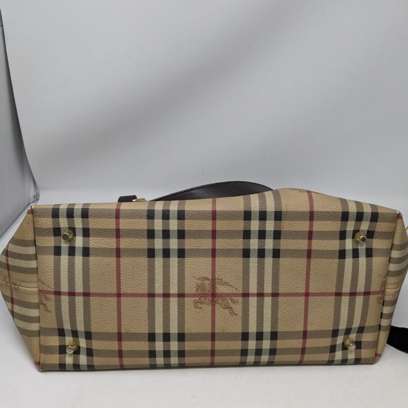 authentic BURBERRY Beige Leather Shoulder Bag - Picture 6 of 16